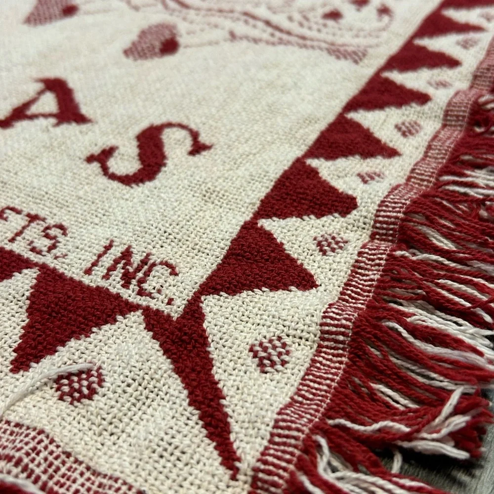 CROWN CRAFT Merry Christmas Santa Throw Blanket Vintage Fringed Red‎ Ivory 46x58
